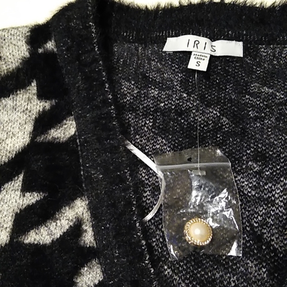 Comfy and warm skirt and cardigan set - Picture 12 of 14